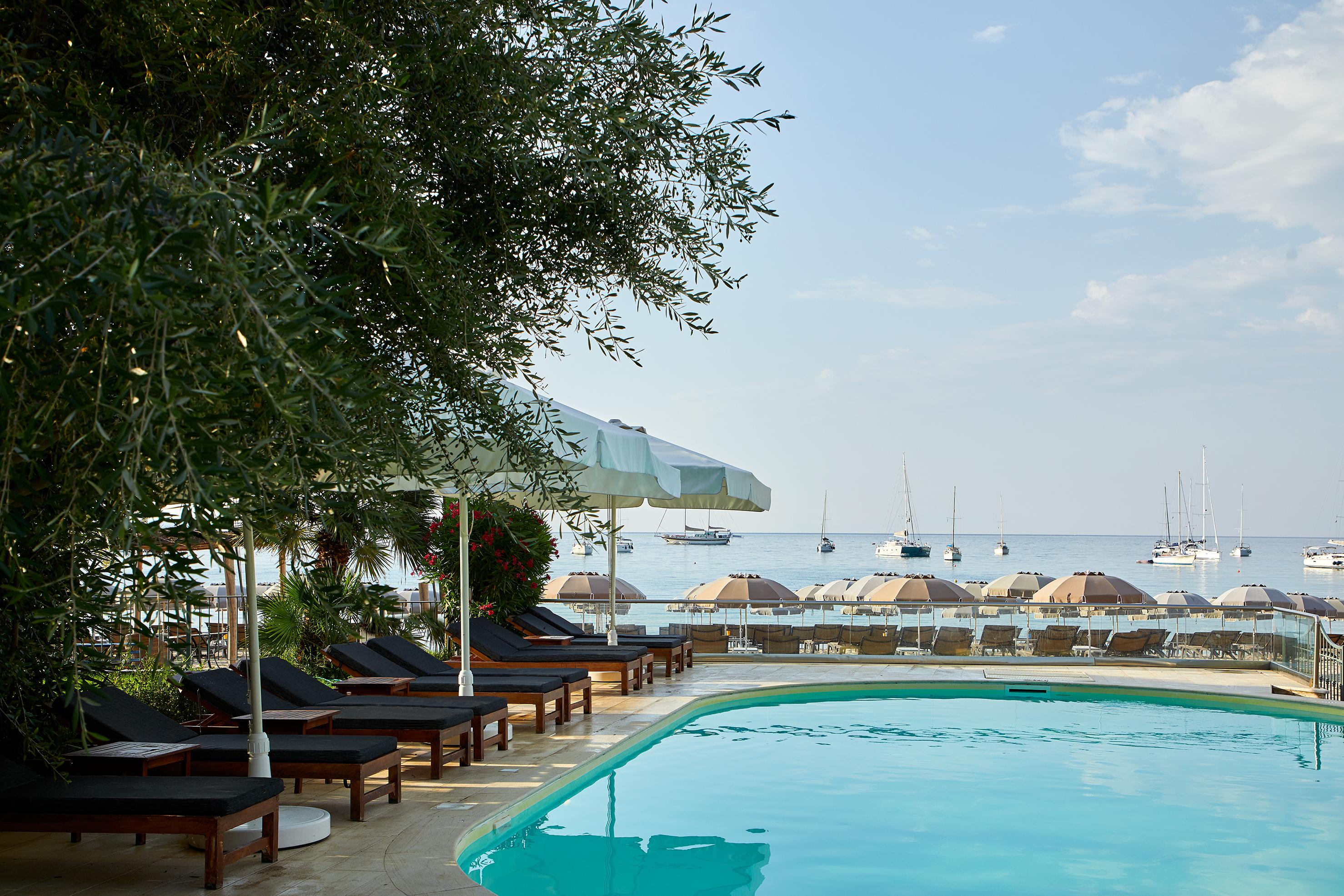 Resort Parga Beach Resort 5*